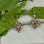 Καρδιές με τη πολύχρωμους αχατες.