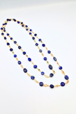 Lapis και πολύχρωμα zircon.