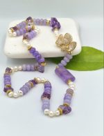 Αμέθυστοι και μαργαριτάρια γλυκού νερού