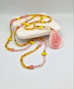 Necklace with semi precious stones