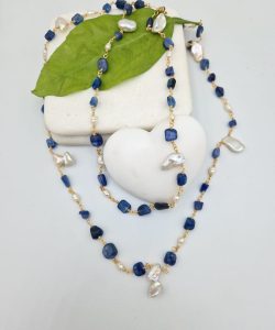 Μπλε αχατες με ακανόνιστα μαργαριτάρια γλυκού νερού.